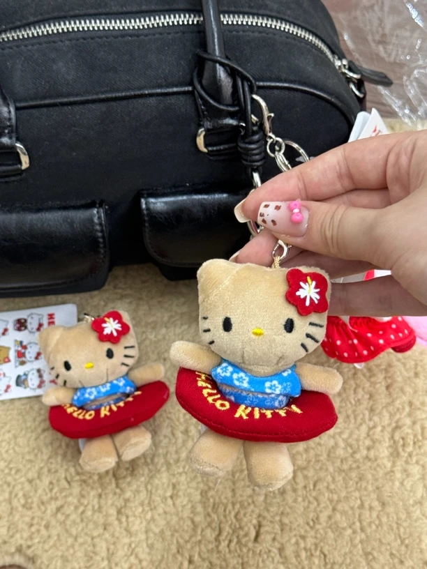 ME联名黑皮kitty包包挂件可爱泳圈鼻嘎包挂饰
