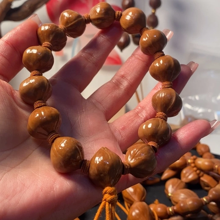 橄榄核手串/手链1.7蜜桃铁盒