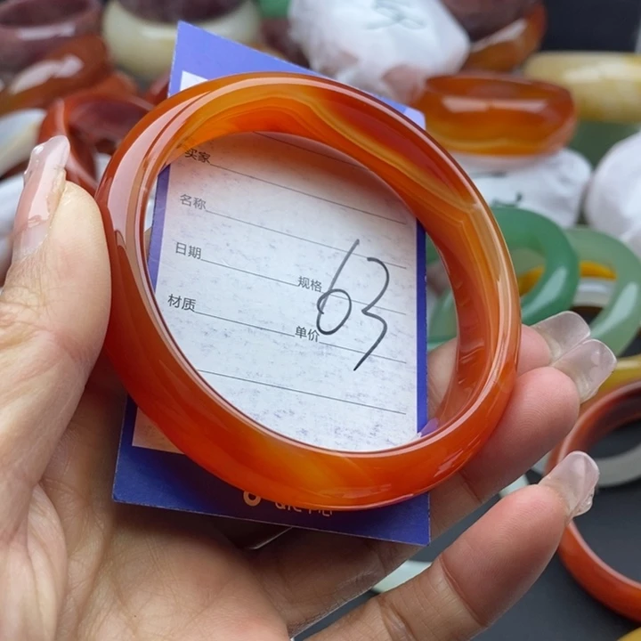 玛瑙/玉髓手镯未镶嵌