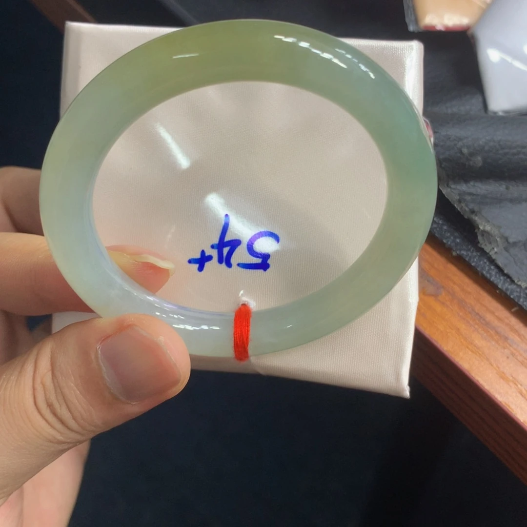 未镶嵌手镯（圆镯）翡翠翡翠手镯