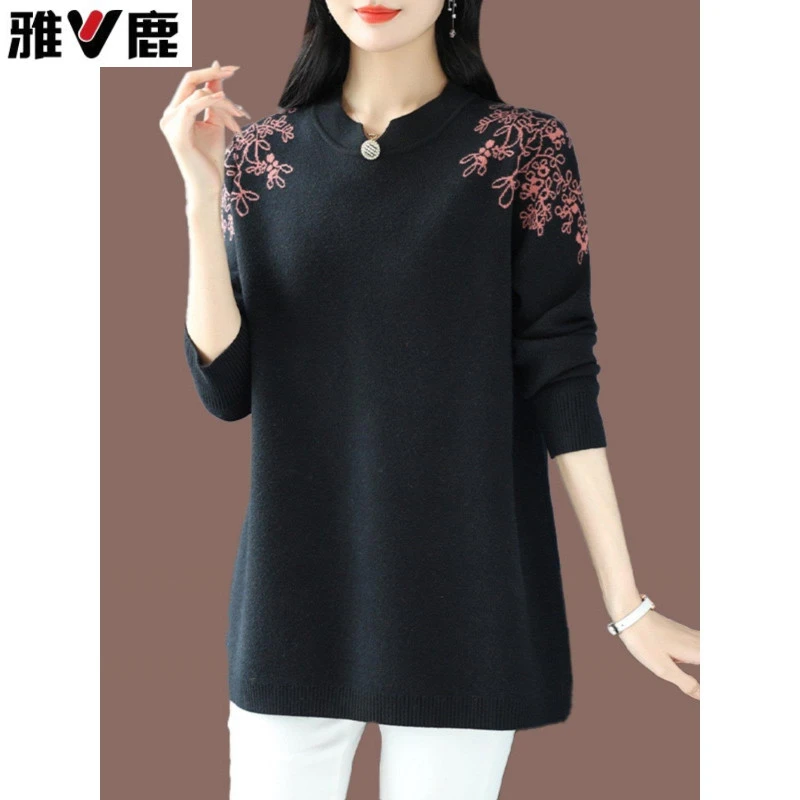 雅鹿今年流行的中年妈妈羊毛衫中长款洋气高端绣花毛衣内搭上衣打