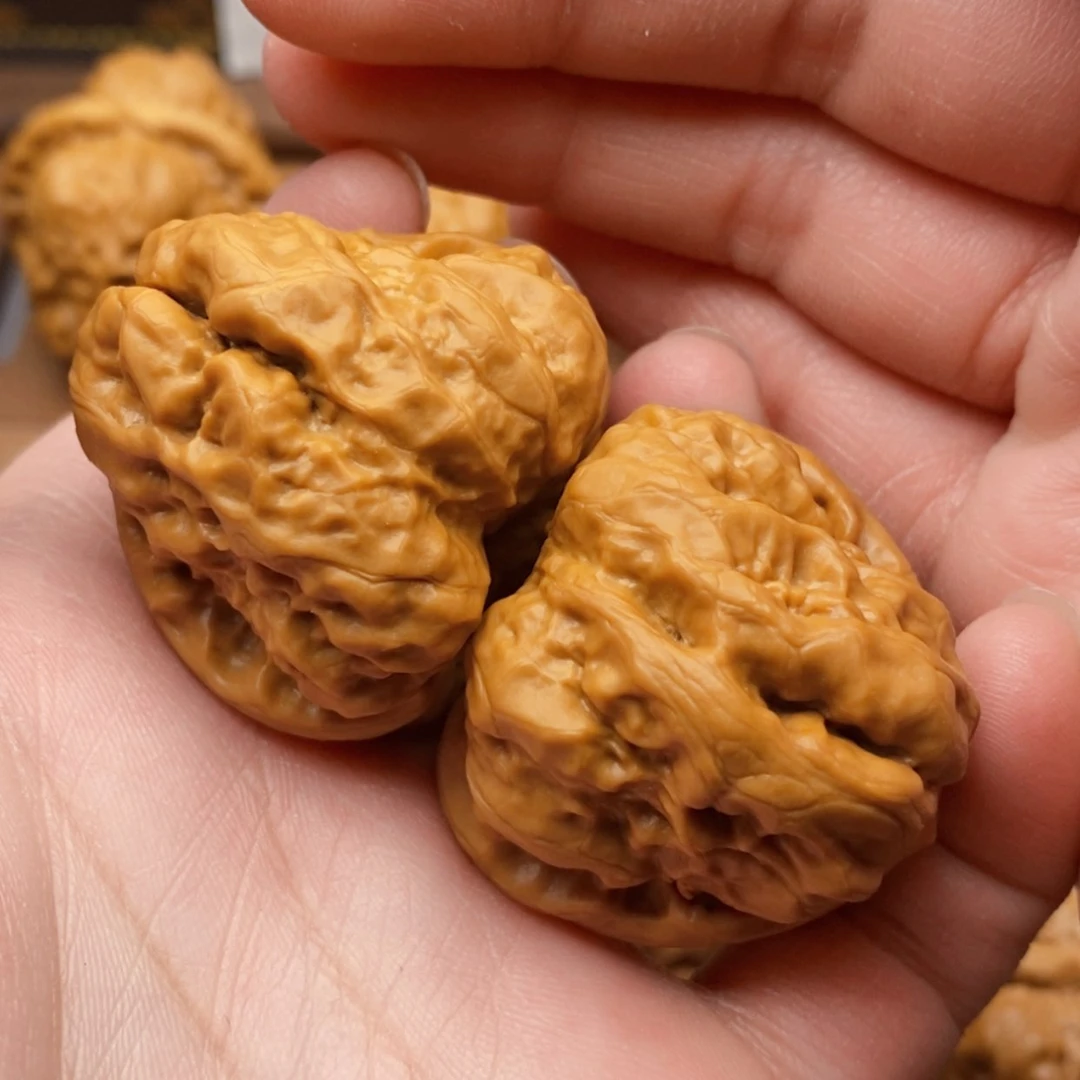 【闪购商品】文玩核桃把件早**王边38左右