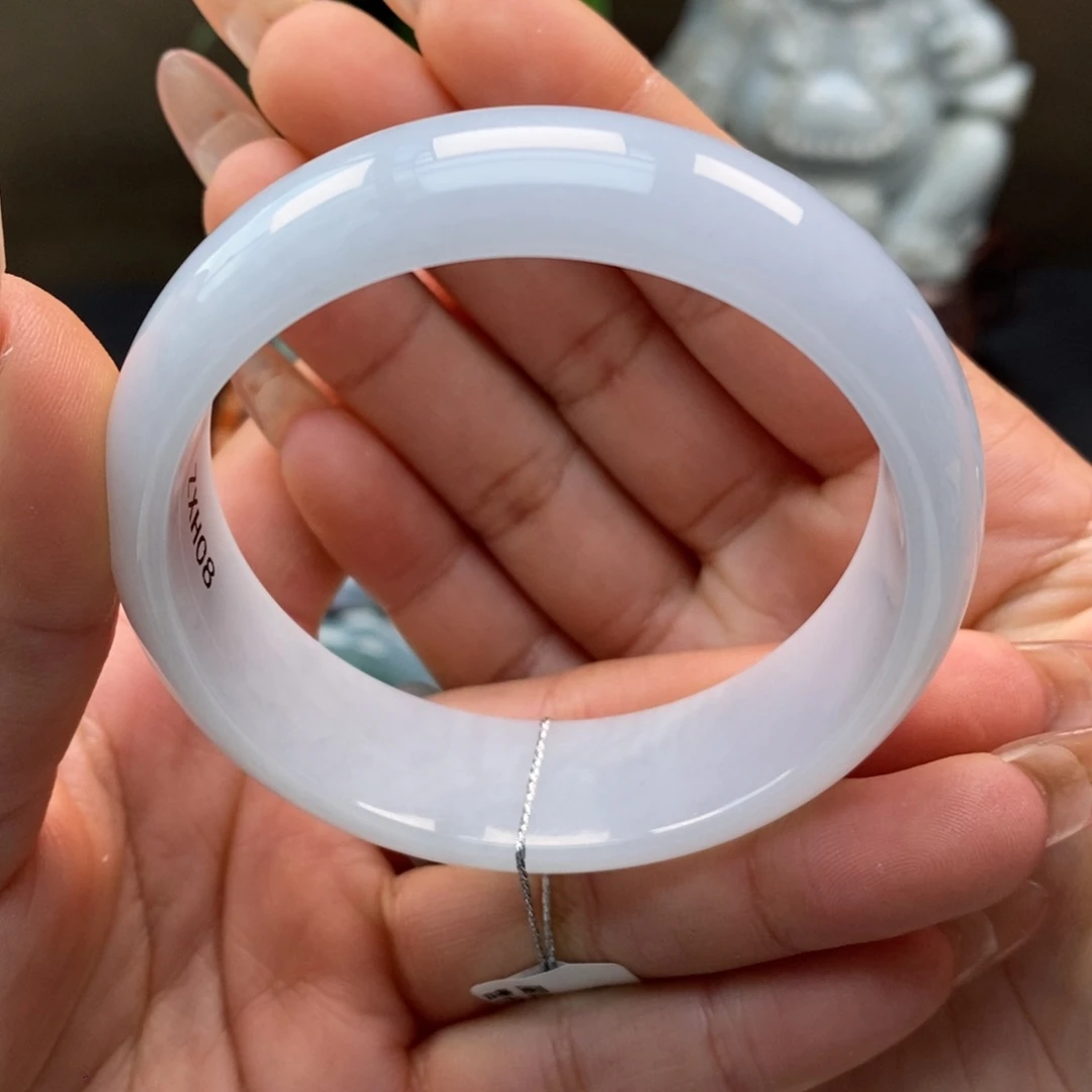 翡翠手镯未镶嵌天然