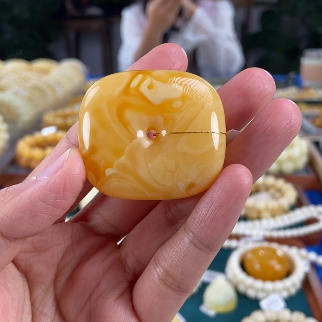 琥珀未镶嵌珠宝奇石23.97妖花蜡藏扣