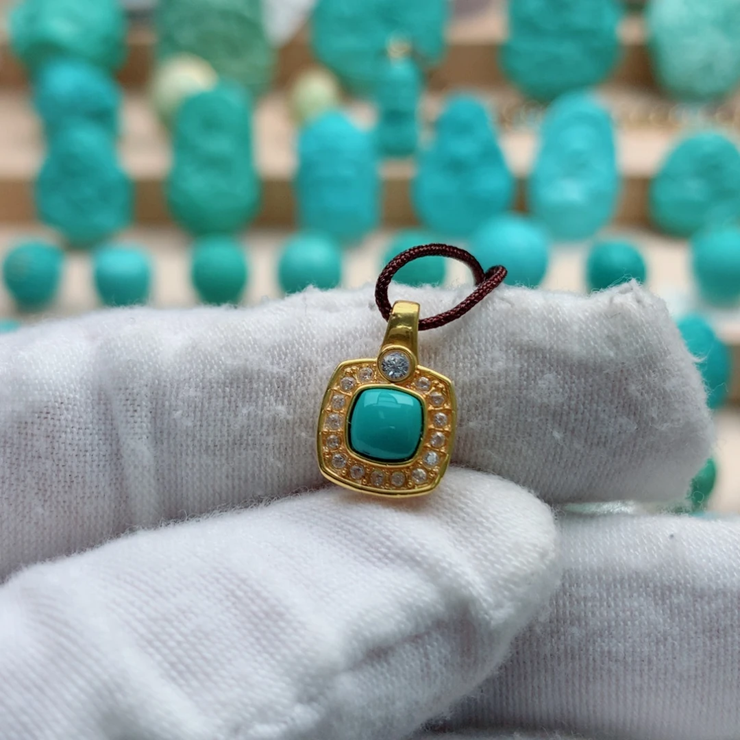 绿松石18K金镶嵌配饰