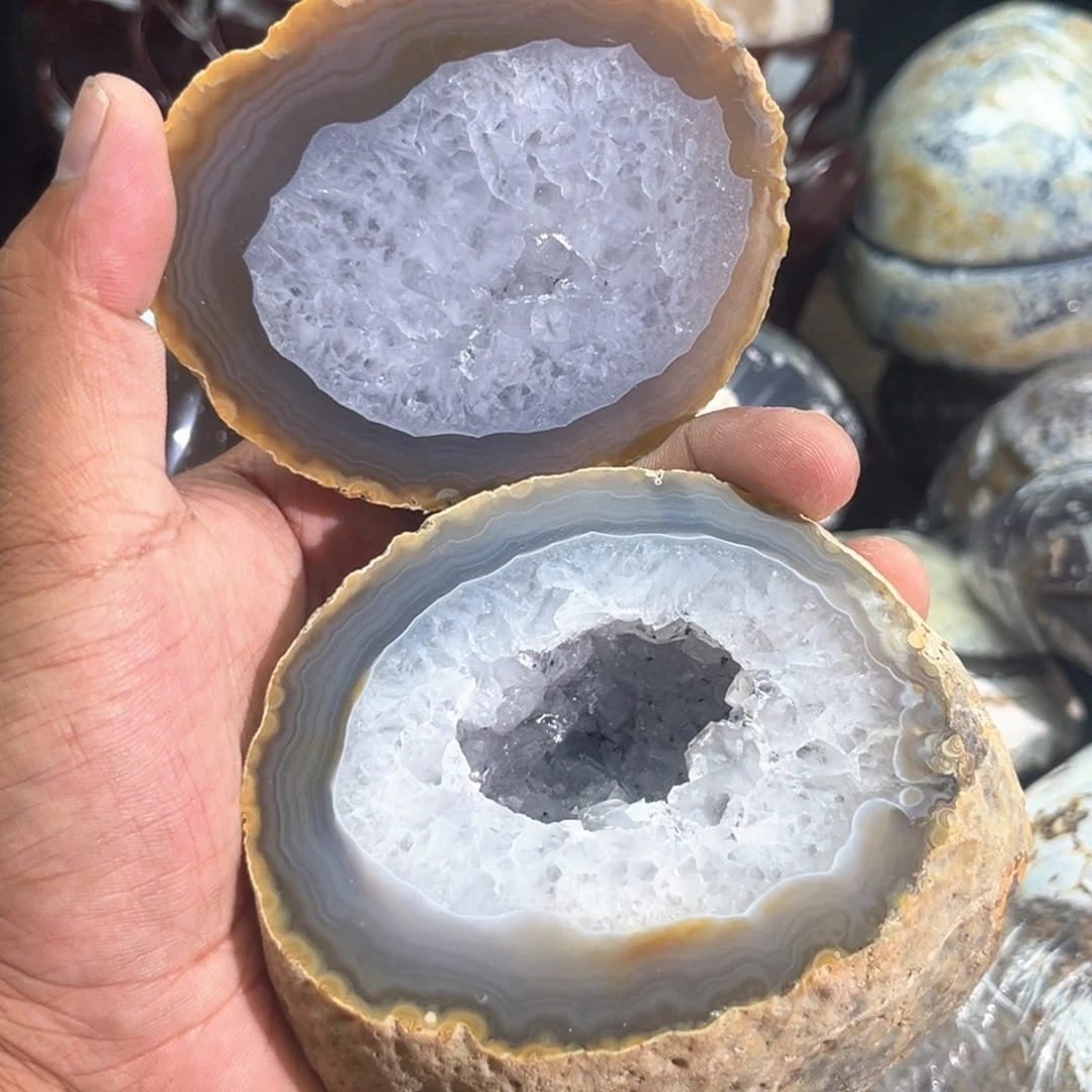 未镶嵌摆件水晶聚宝盆