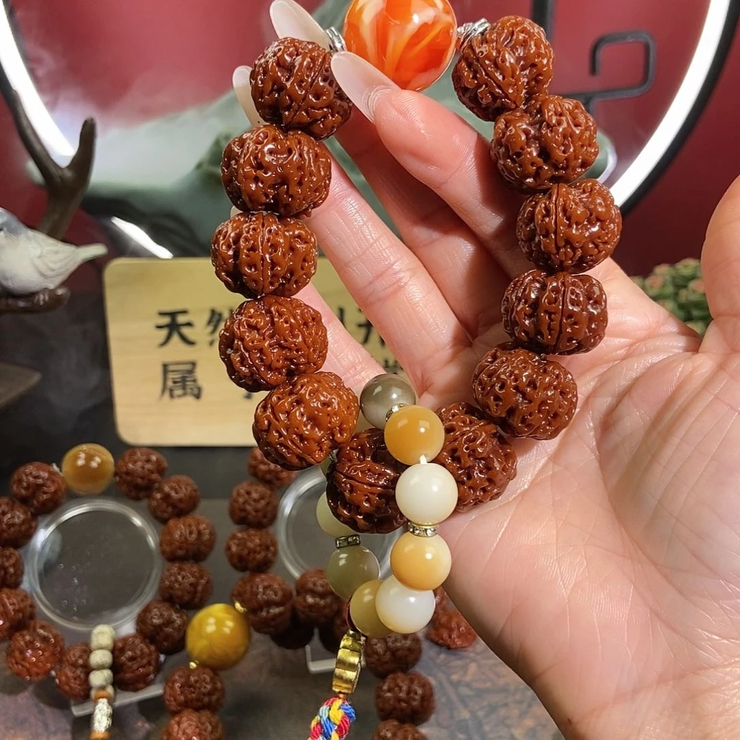 金刚菩提吊坠522。             