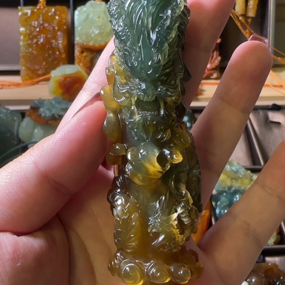 蛇纹石玉颈饰合金黑*