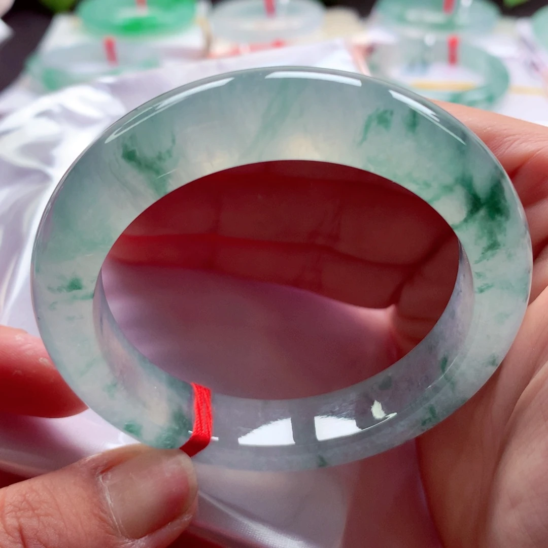 翡翠手镯未镶嵌师妹海蓝之谜钢味十足（17号）