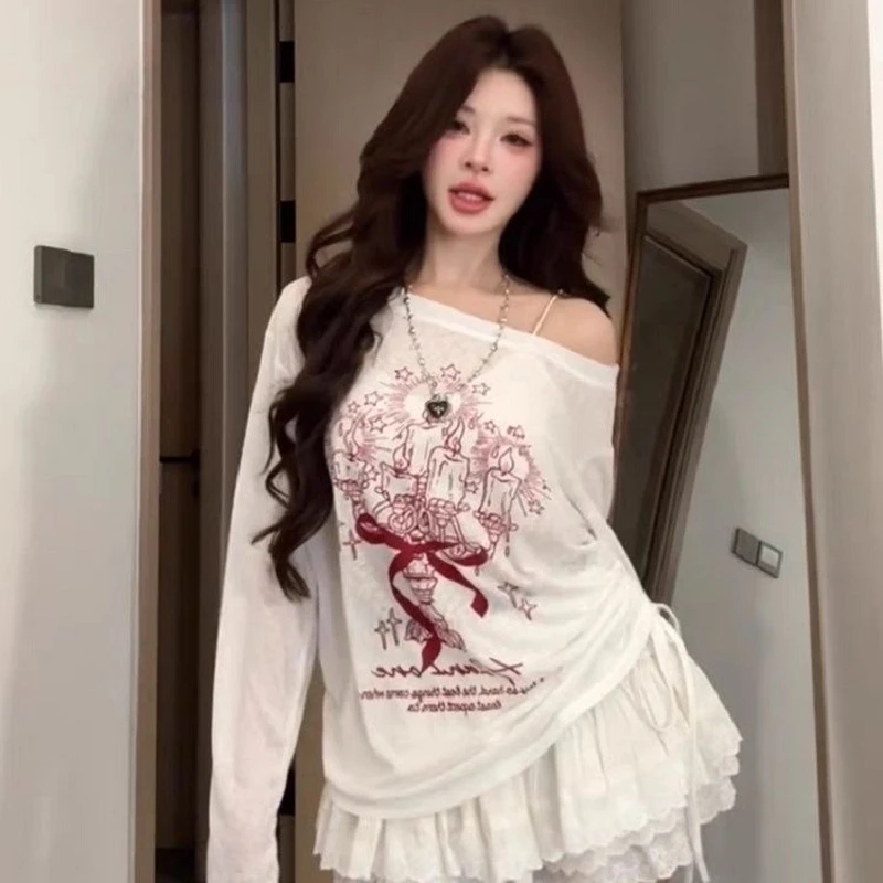 2025新款白色涂鸦斜肩长袖t恤女夏罩衫修身休闲上衣外贸