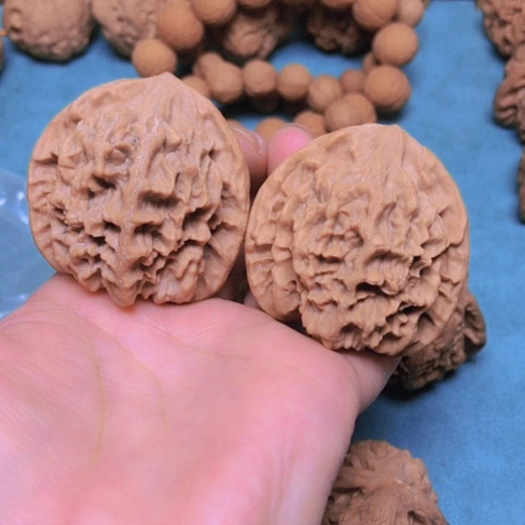 【闪购商品】摆件核桃45龙鳞