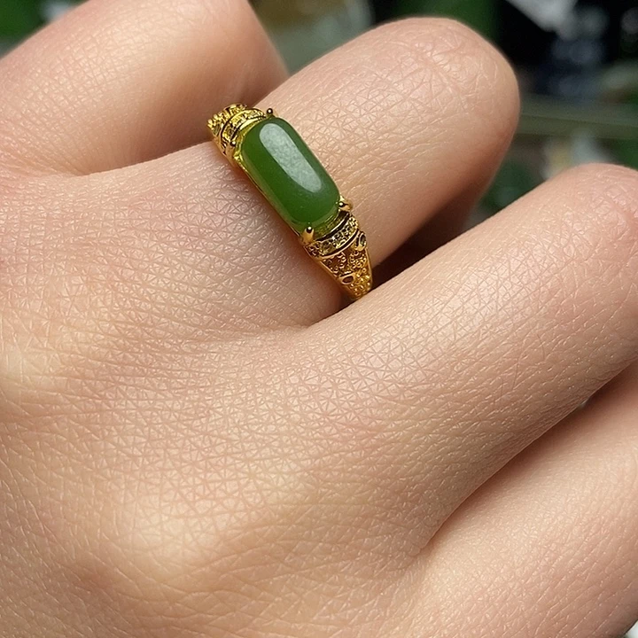 和田玉未镶嵌戒指