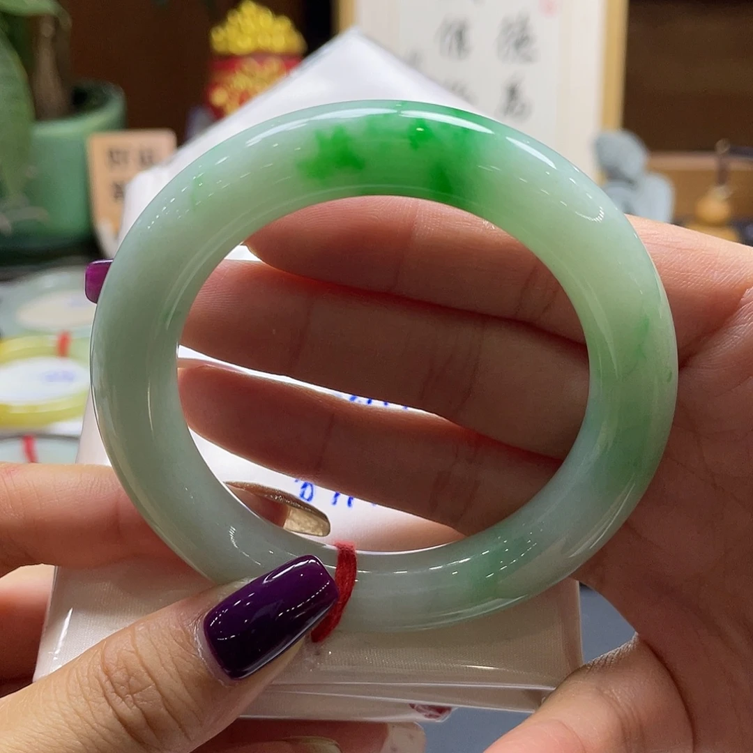 翡翠未镶嵌手镯12 号链接