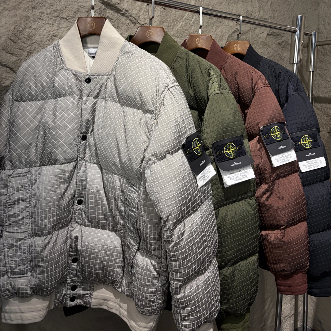 未使用 STONE ISLAND 石头岛防水金属尼龙抗撕裂面包羽绒服外套