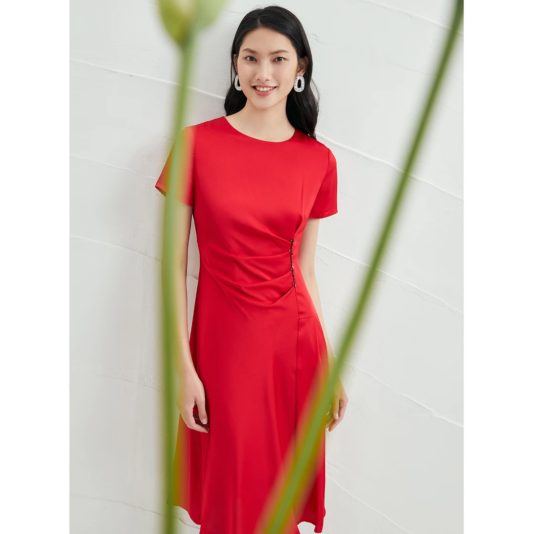 EITIE爱特爱小黑裙品牌女装夏季时尚优雅高腰连衣裙中裙6607331