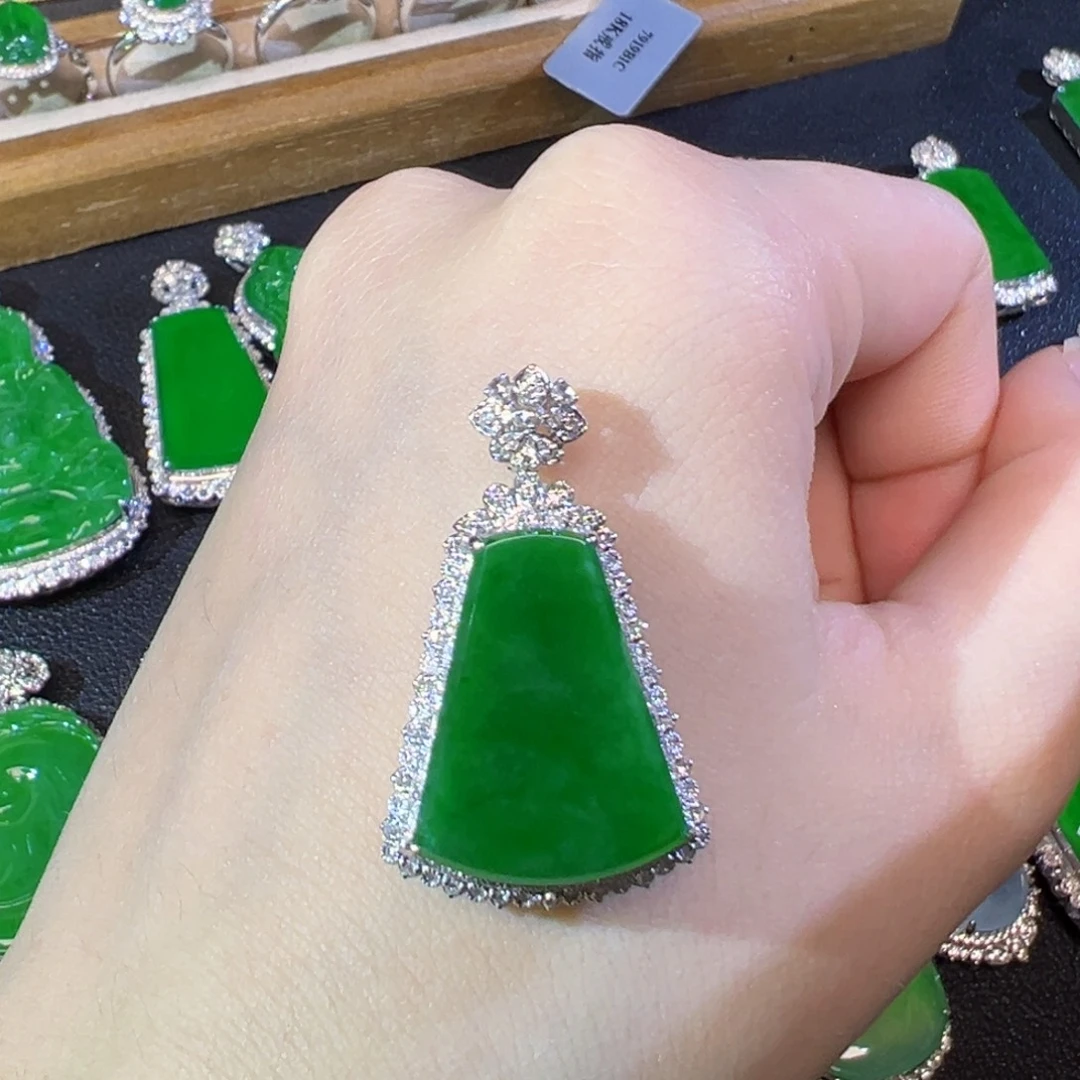 翡翠18K金镶嵌吊坠(不含链)