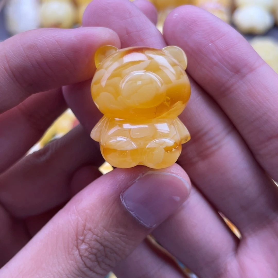 邹***仙琥珀未镶嵌裸石蜜蜡