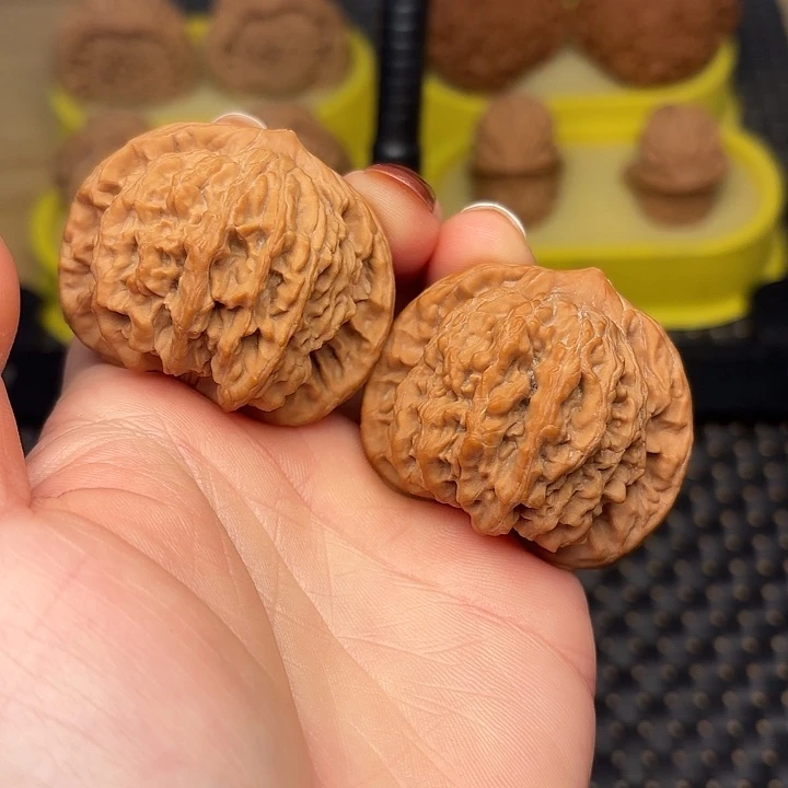 吊坠文玩核桃45狮虎兽