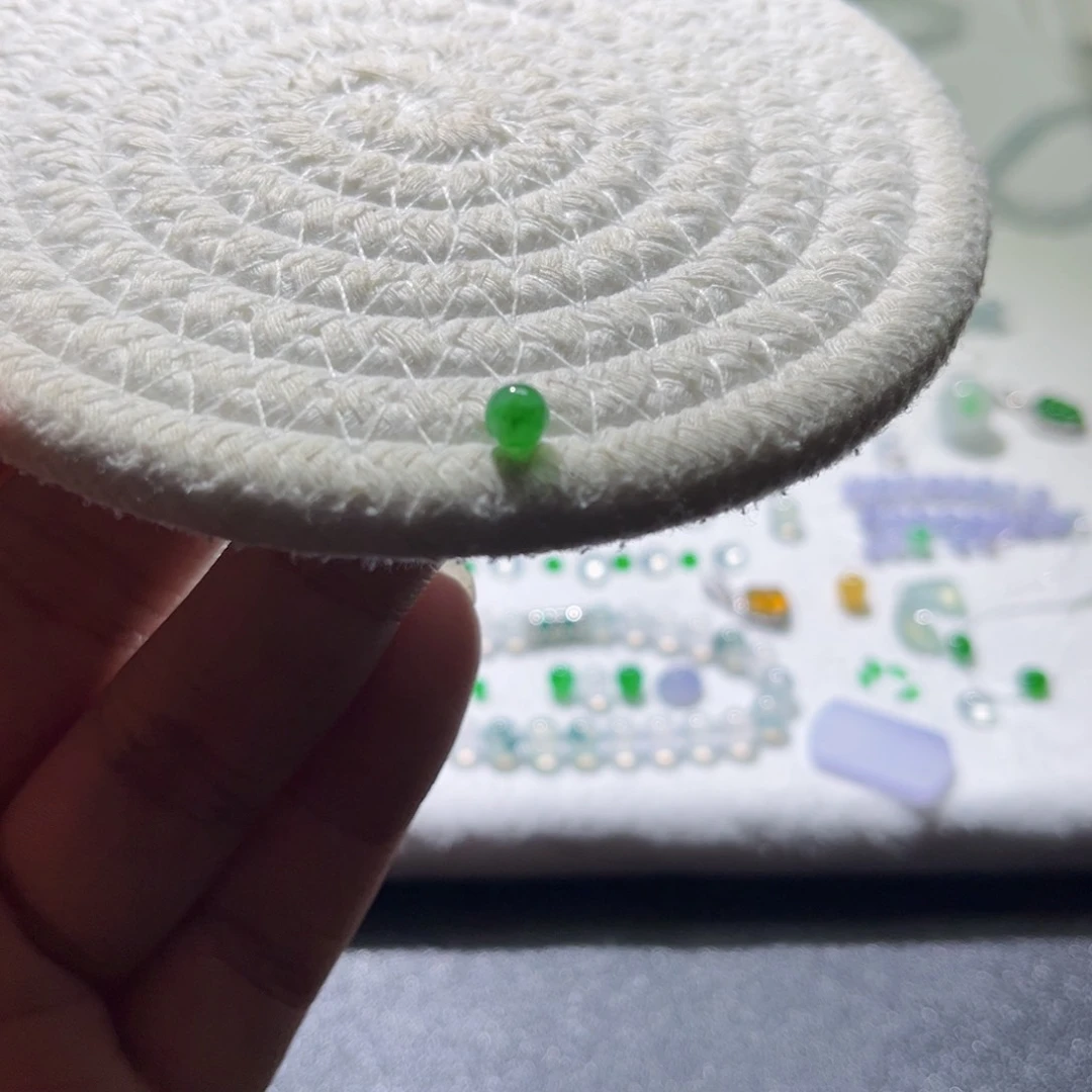 散珠翡翠裸石5mm