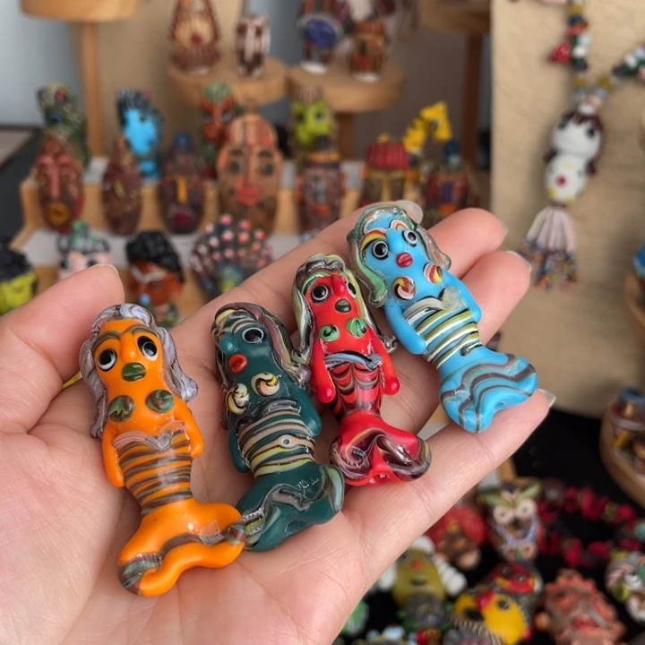 25腓尼基琉璃小美人鱼1只