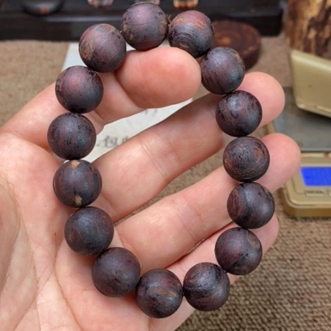 藤类A255降真香1.5圆珠红黑油藤心虫漏