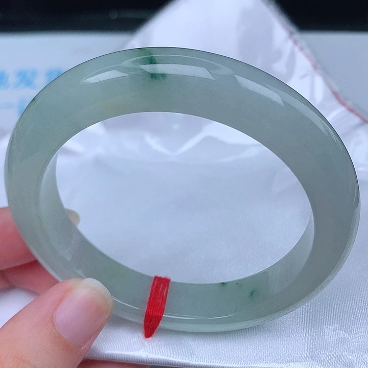 未镶嵌手镯翡翠天然
