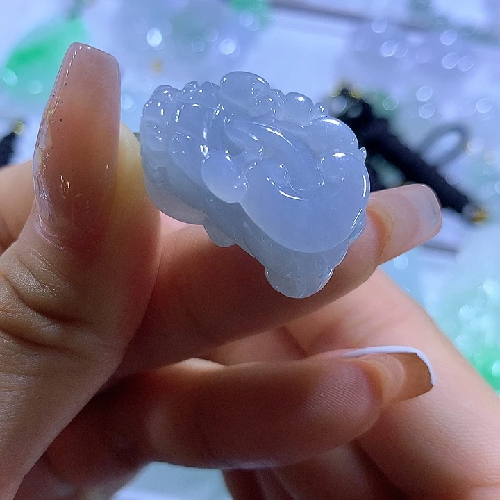 翡翠未镶嵌颈饰天然翡翠A货吊坠