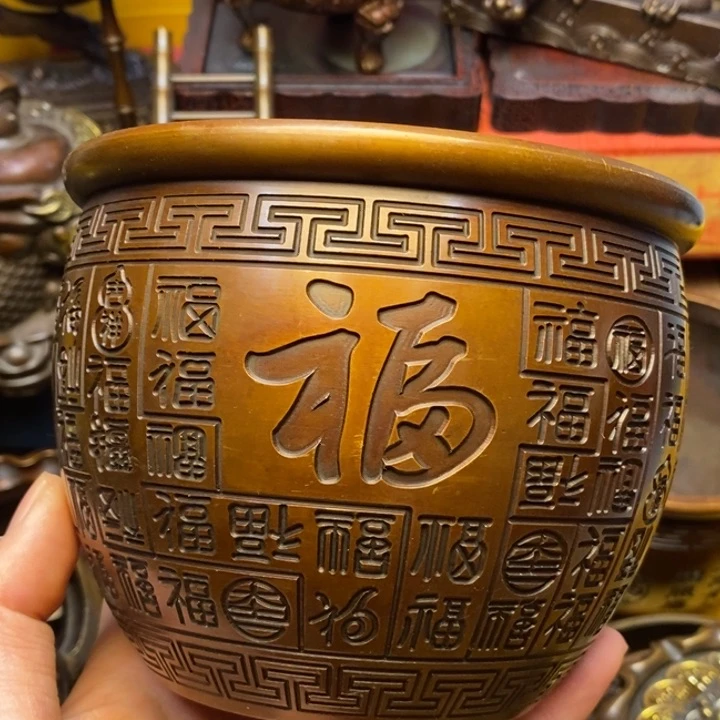 铜器摆件做工精良