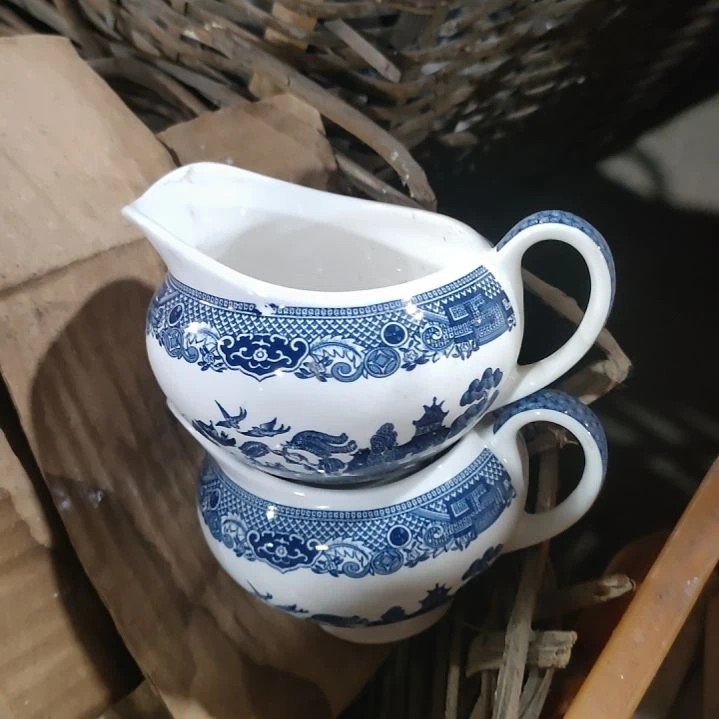 摆件陶瓷盘子碗啥都有