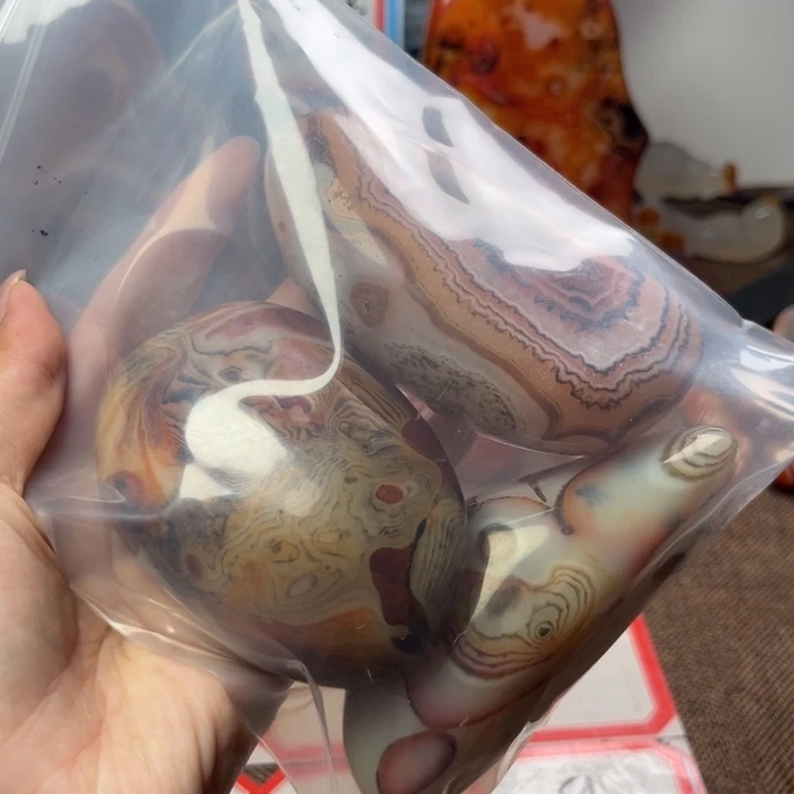 未镶嵌玛瑙/玉髓珠宝奇石?**?