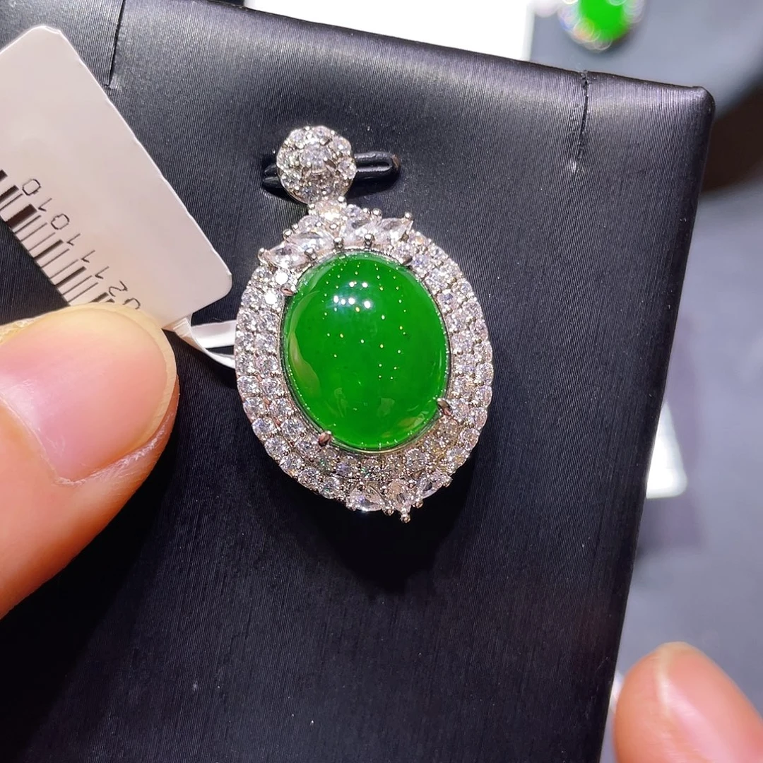 翡翠未镶嵌项链吊坠