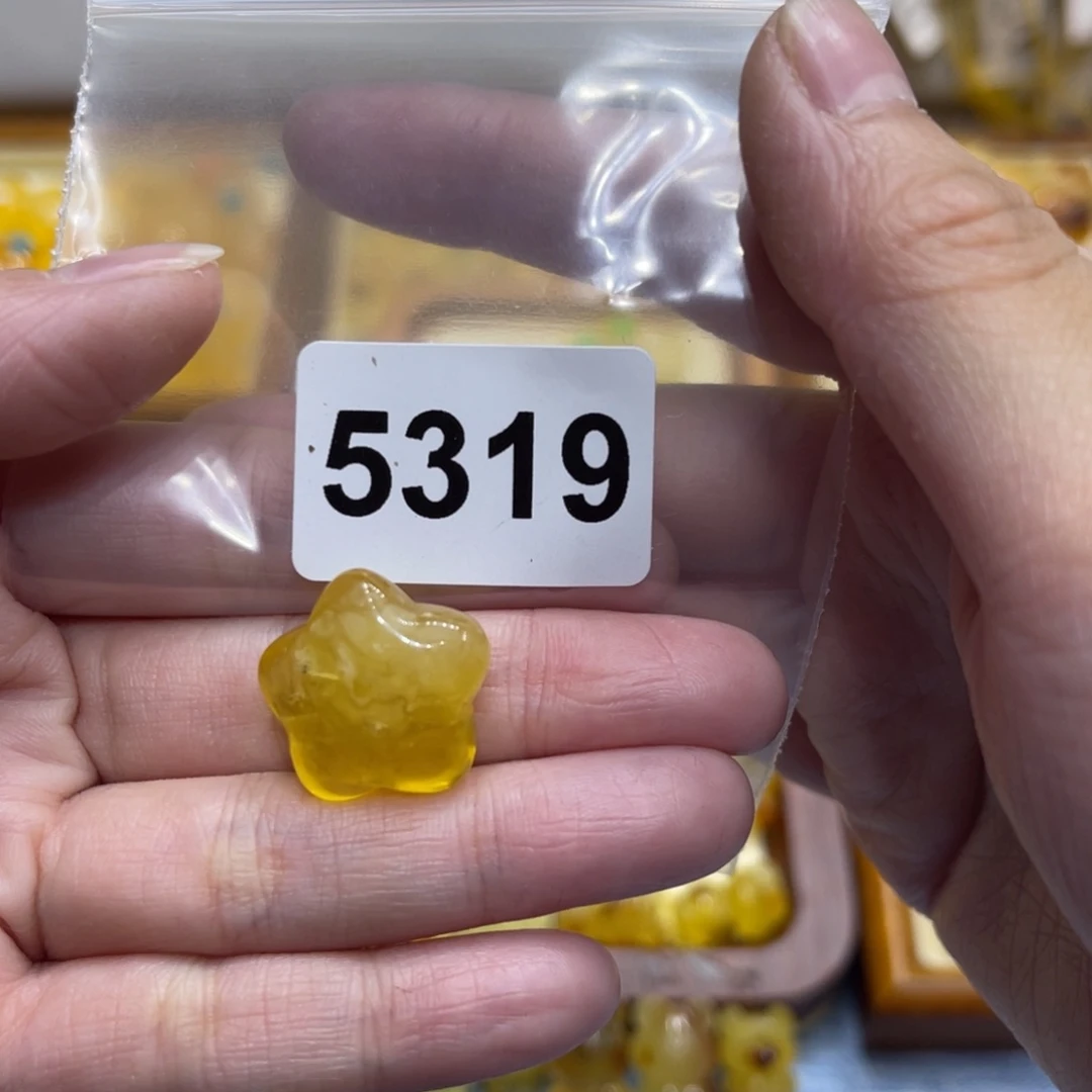 未镶嵌琥珀裸石一