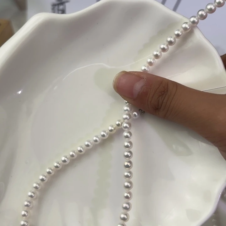 颈饰未镶嵌淡水珍珠