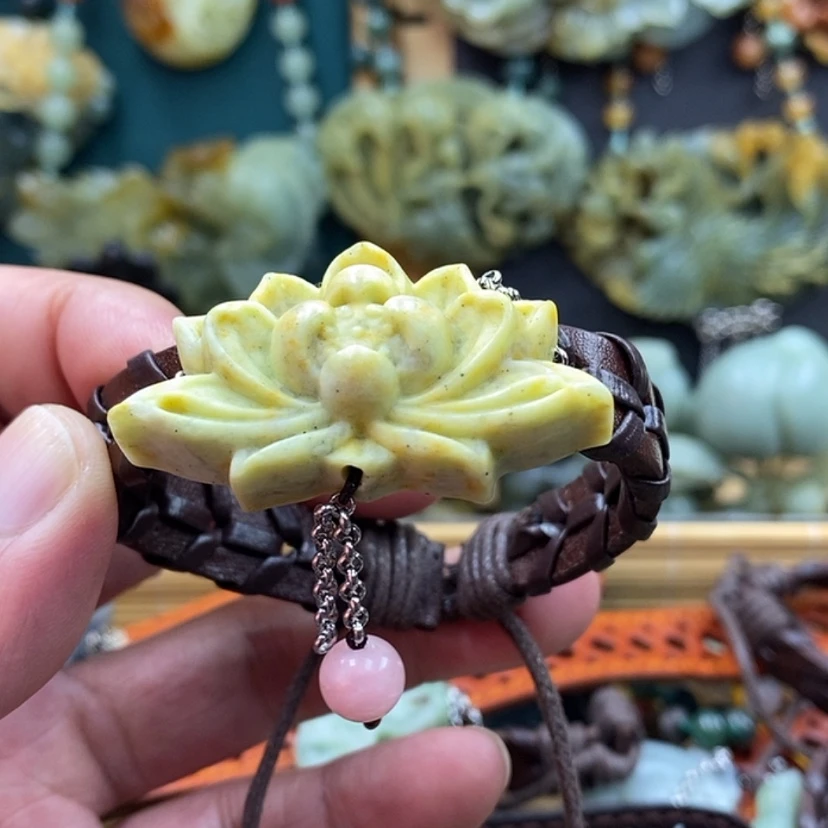【闪购商品】未镶嵌岫玉手牌