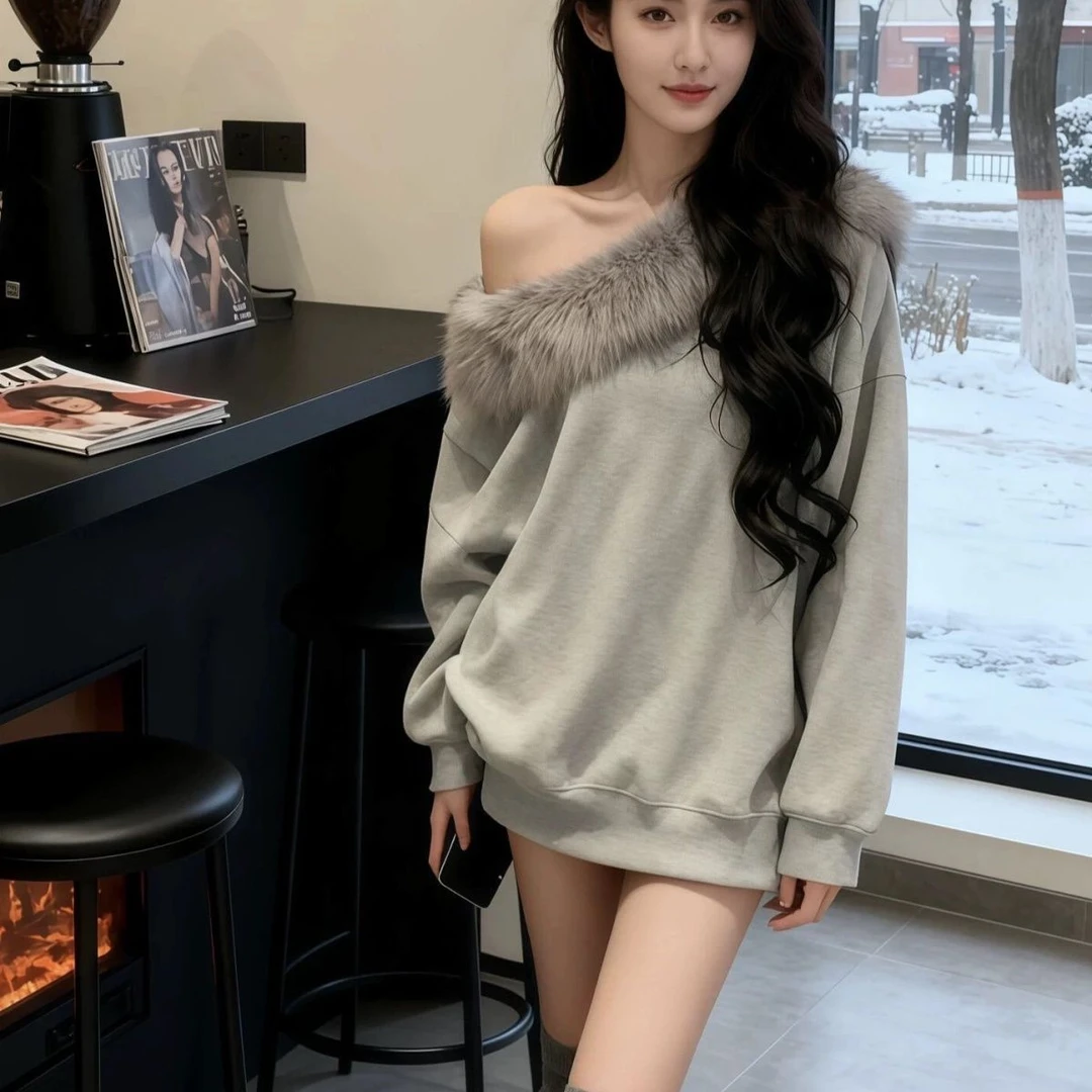 美式辣妹斜肩卫衣女秋冬季穿搭毛领长袖修身显瘦露肩宽松时尚上衣