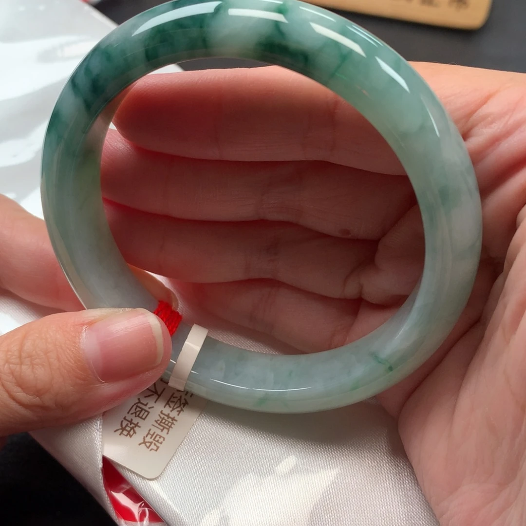 翡翠未镶嵌手镯58圈口墨绿色