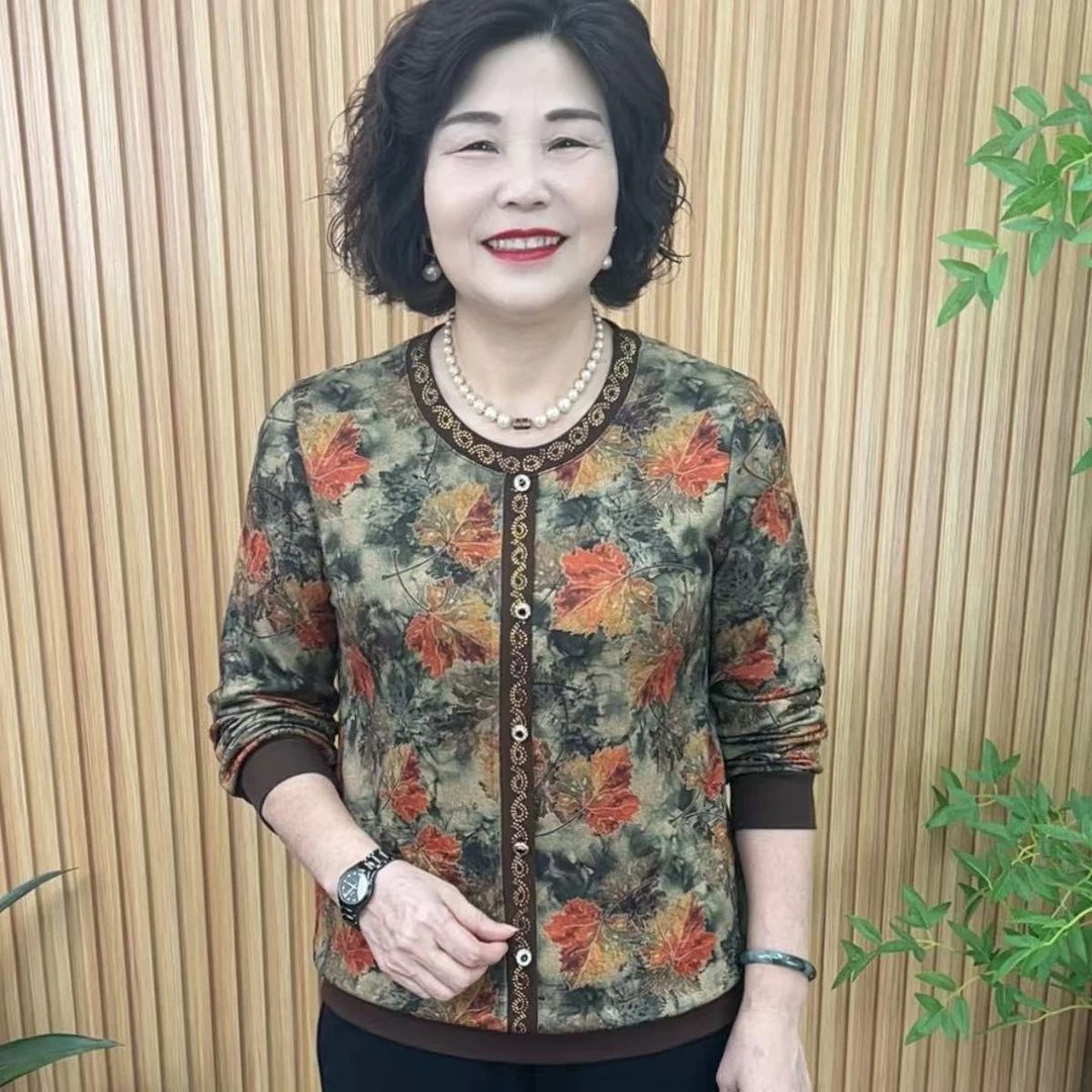 休闲风圆领厚款常规中老年女装烫钻开衫休闲网红时尚V8122