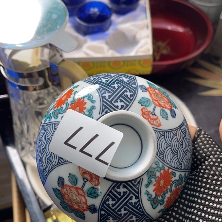 凌***靖中古物品默认微瑕谨慎参拍