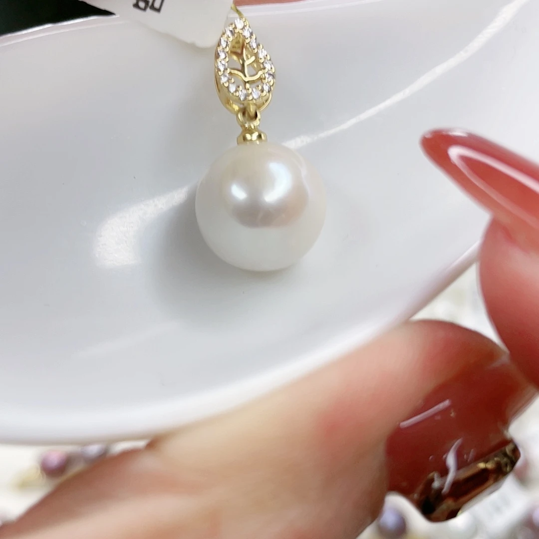 淡水珍珠颈饰合金