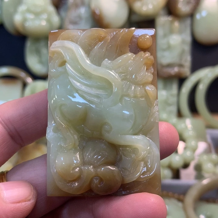 颈饰未镶嵌和田玉