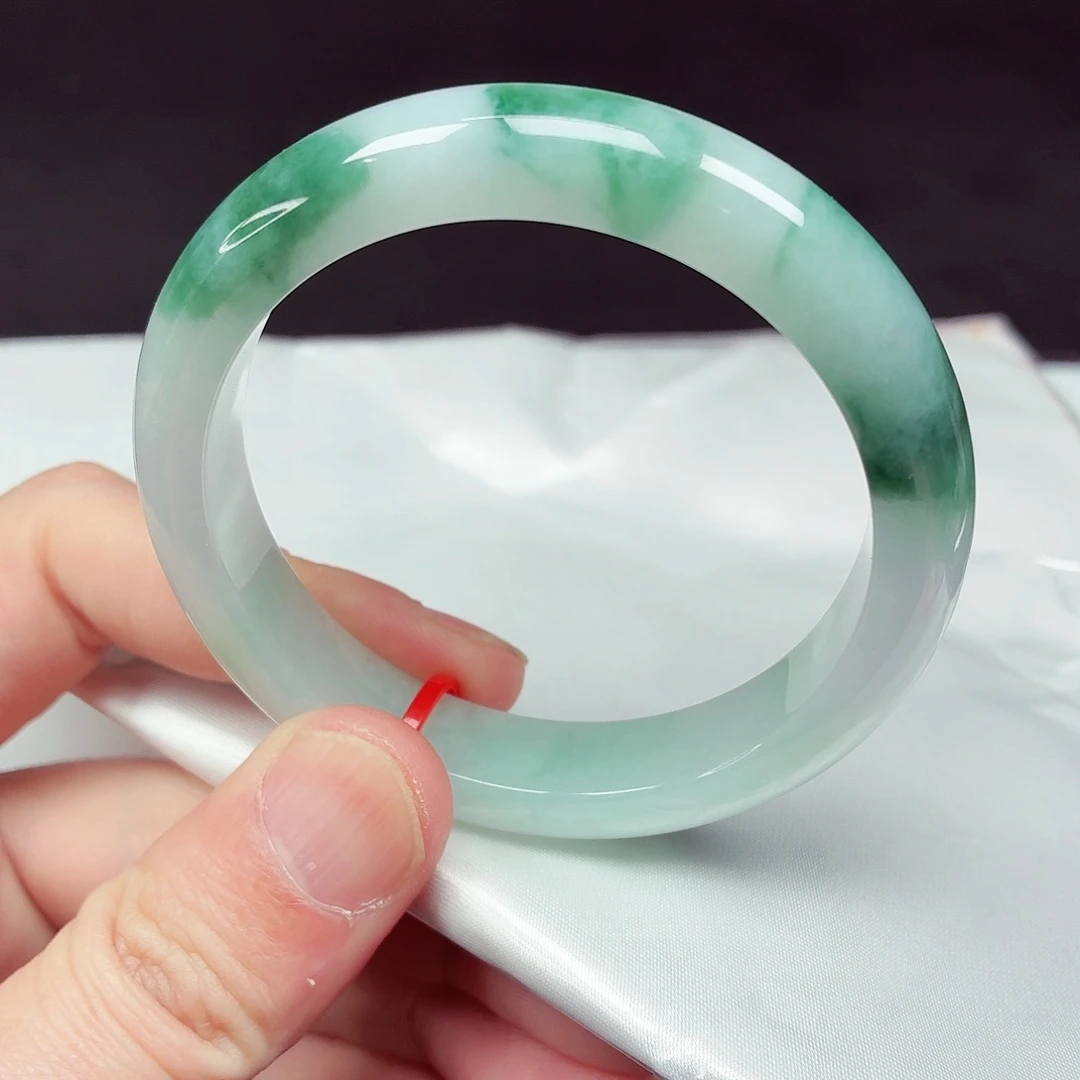 翡翠未镶嵌手镯55圈