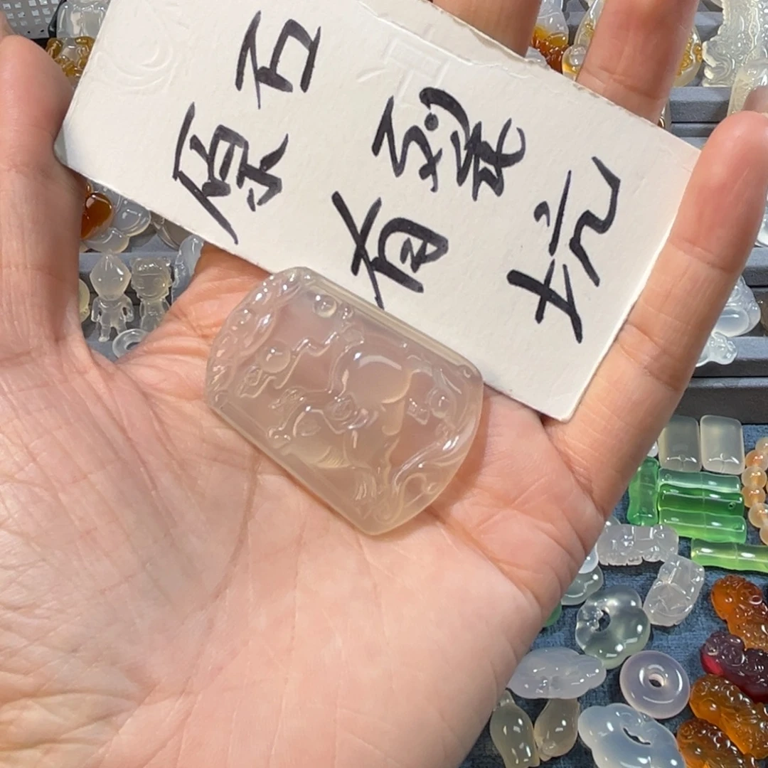 玛瑙/玉髓未镶嵌颈饰