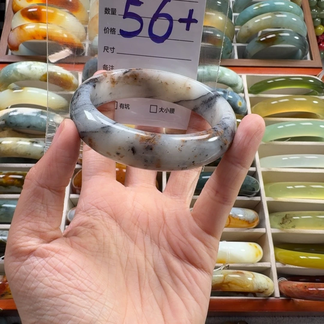 蛇纹石玉未镶嵌手镯04