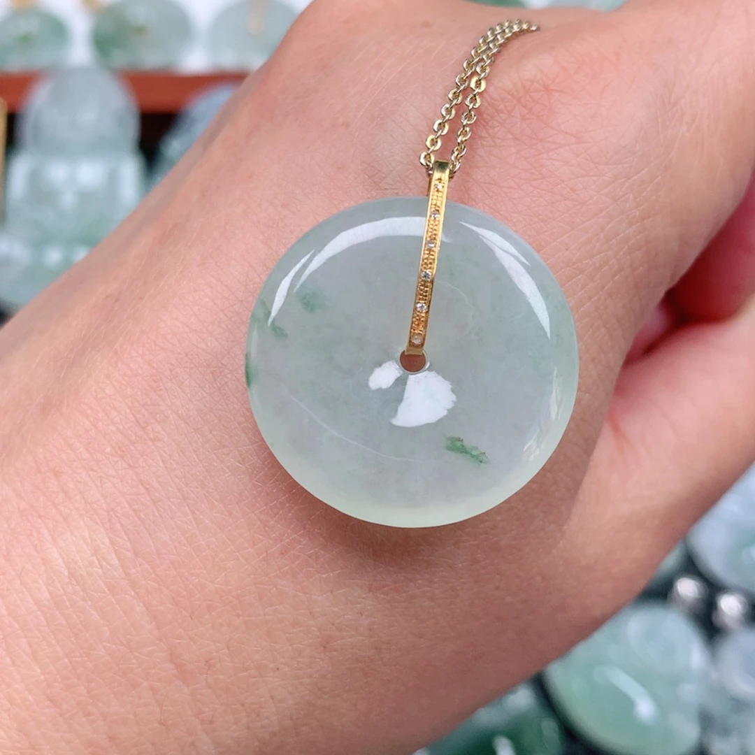 翡翠吊坠(不含链)18K金镶嵌