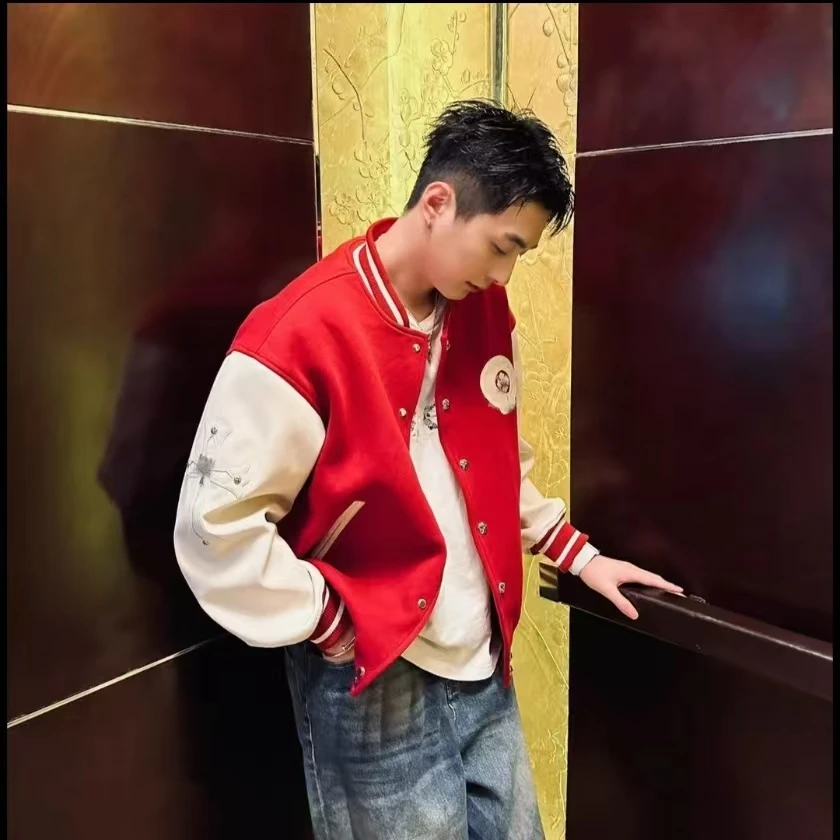 2025年春季新款金属重工红黑棒球外套（男女同款）jk62