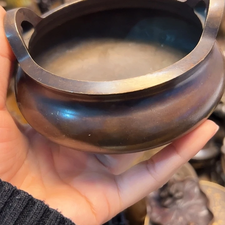 铜器摆件老王直播间