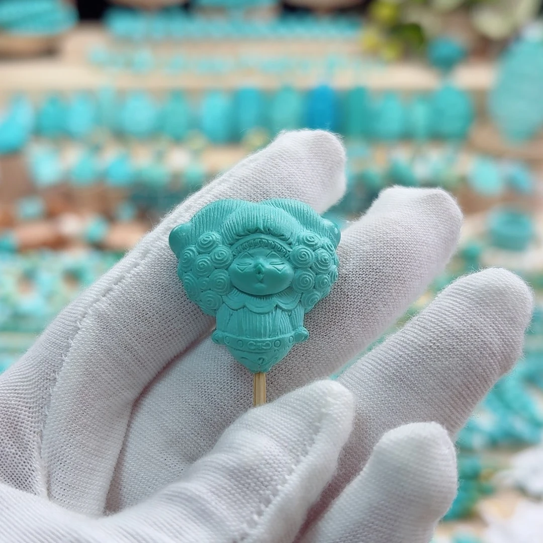 绿松石未镶嵌珠宝奇石