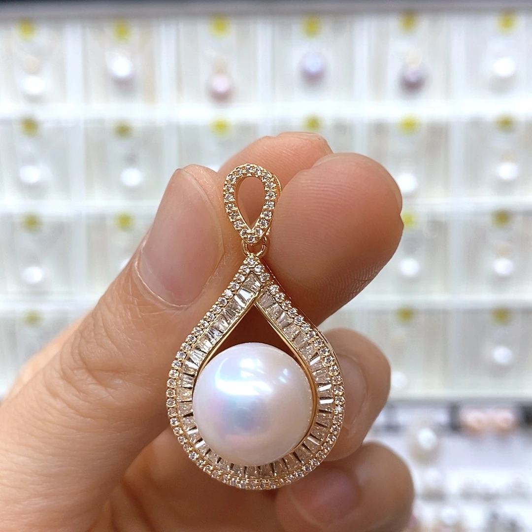 淡水珍珠合金颈饰