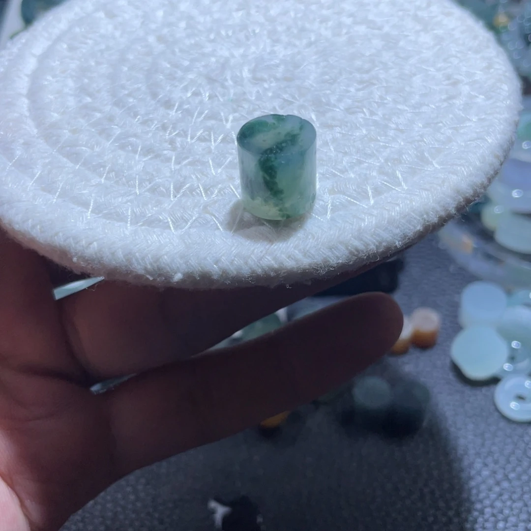 定制翡翠未镶嵌天然翡翠