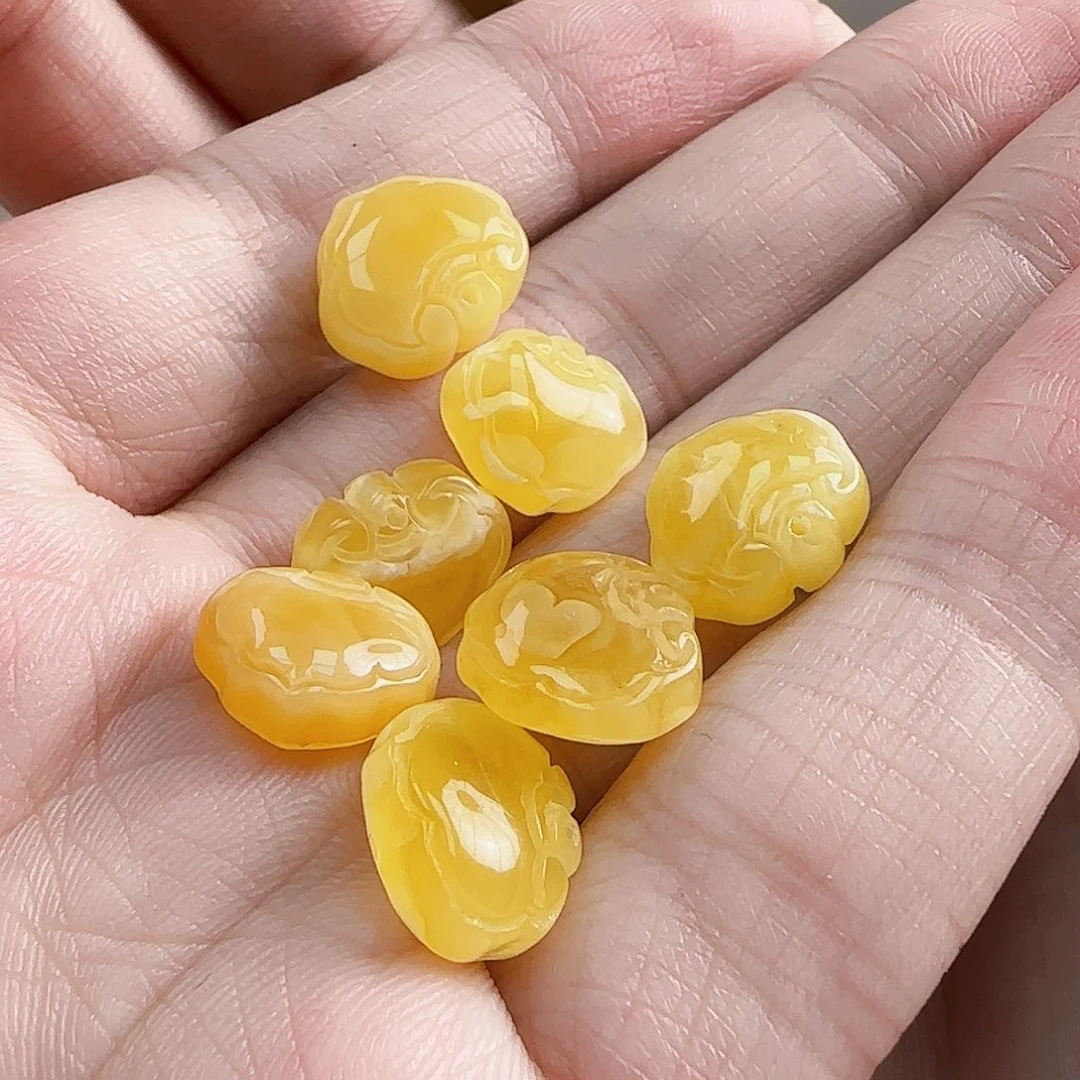 未镶嵌琥珀珠宝奇石多样性发其一